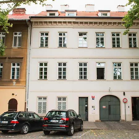Apartment Gesse Kollarova Prague Exterior photo